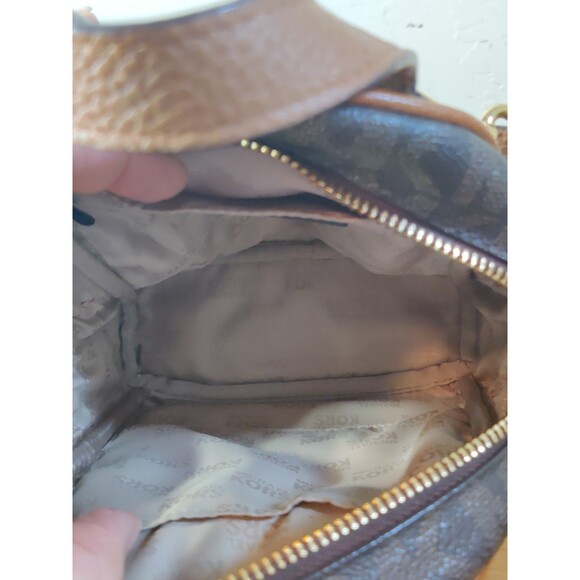Michael Kors Rhea Mini Backpack Purse Brown Gold Square Studs Read! - Picture 9 of 15